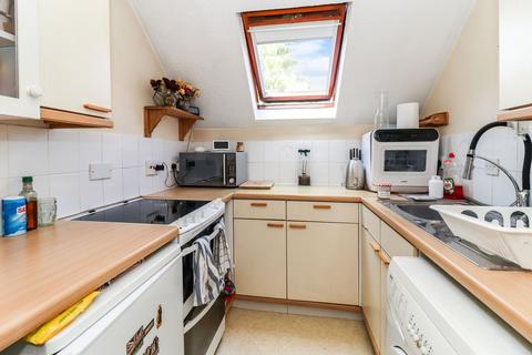 Studio for sale, Elton Park, Watford, WD17
