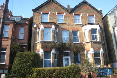 1 bedroom in a house share to rent, Byne Road Sydenham SE26