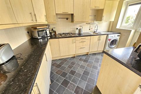 4 bedroom link detached house for sale, Shelley Avenue, Tavistock