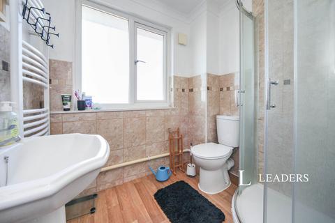 1 bedroom in a house share to rent, Bills Included - Furnished Room - Airport - Wigmore