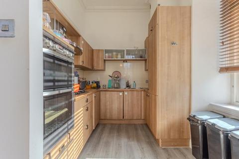 2 bedroom flat for sale, Gartloch Avenue, Gartcosh, Glasgow, G69 8FE