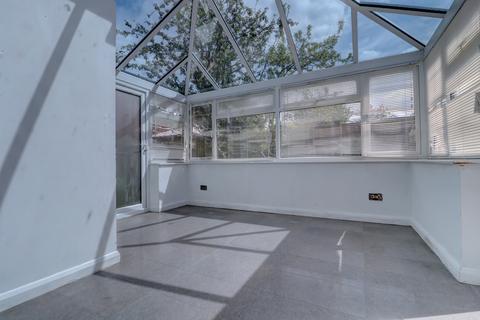 4 bedroom detached house to rent, Barley Close, High Wycombe HP15