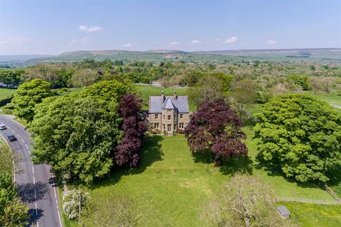 9 bedroom character property for sale, Leyburn DL8