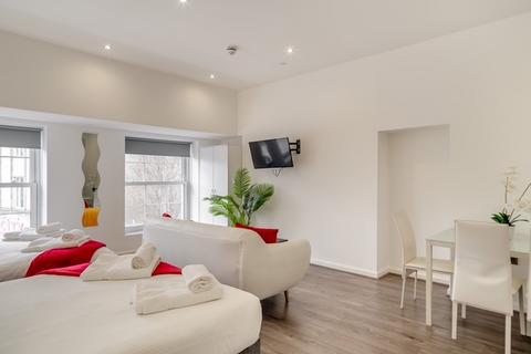 Studio to rent, 8-10 Fox House Studios (Classic)