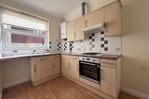 2 bedroom duplex to rent, Preston Down Road, Preston
