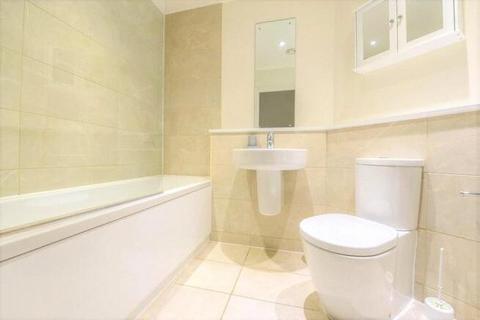 2 bedroom apartment to rent, Wallis Square, Farnborough, Hampshire, GU14