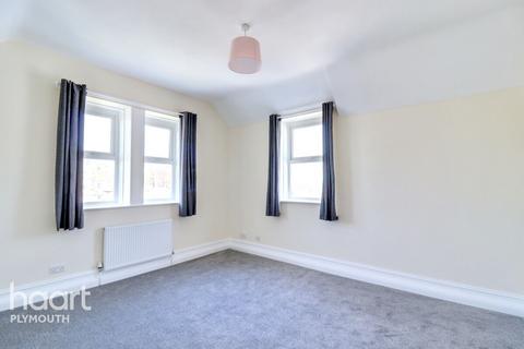 3 bedroom apartment to rent, Cavern Road, Brixham