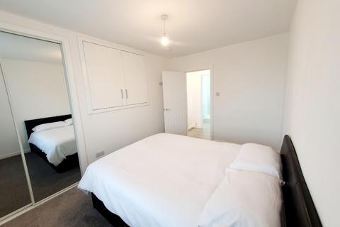 2 bedroom flat to rent, Queen Mary Street, Fraserburgh AB43