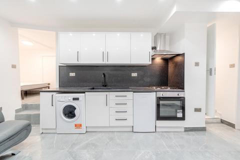 Studio for sale, Rosebery Gardens, Crouch End, London, N8