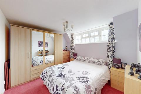 4 bedroom semi-detached house for sale, Tithe Close, Gazeley