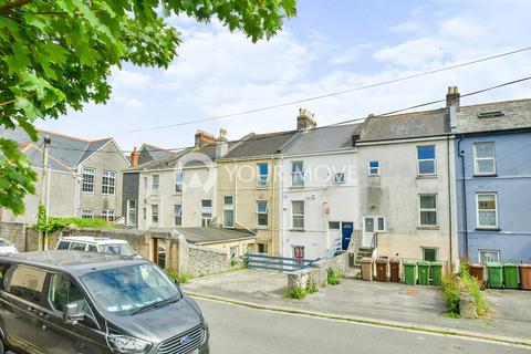 Cambridge Road, Devon PL2