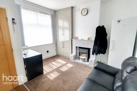 3 bedroom detached house for sale, Longcliffe Road, Leicester