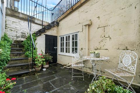 Studio for sale, Cavendish Place, Somerset BA1