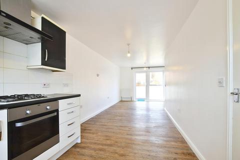 4 bedroom townhouse to rent, Stockport Road, Manchester, M13