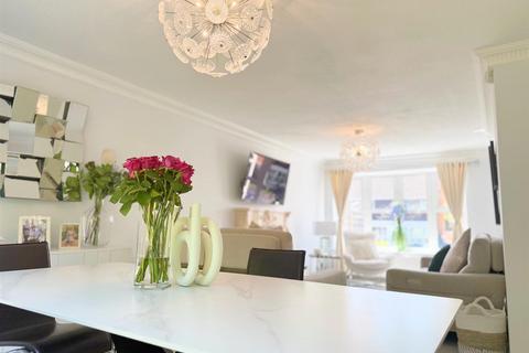 4 bedroom detached house for sale, Chelsea Drive, Four Oaks