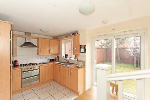 2 bedroom link detached house to rent, Bismuth Drive, SITTINGBOURNE, Kent, ME10