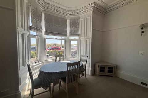 1 bedroom flat to rent, The Esplanade, Broughty Ferry,