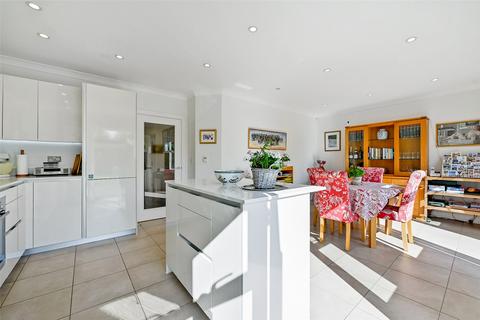 3 bedroom terraced house to rent, Delancey Crescent, Cheltenham, Gloucestershire, GL53