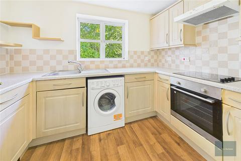 2 bedroom apartment to rent, Sylvan Court, Plymouth PL1