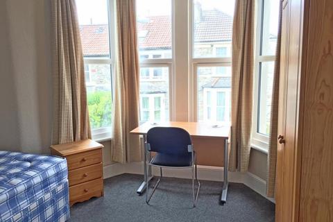 2 bedroom house share to rent, Manor Road, Bristol BS7