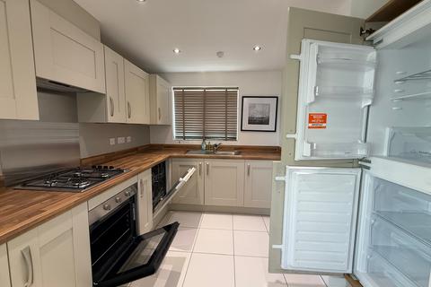 3 bedroom detached house to rent, Hall Green Drive, Exhall CV7