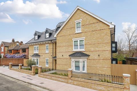Studio to rent, Victoria Road Sidcup DA15