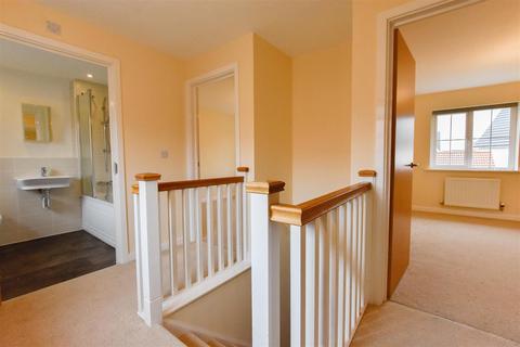 2 bedroom coach house to rent, Chamomile Close, Red Lodge, IP28 8XY