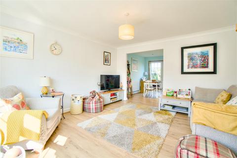 3 bedroom semi-detached house for sale, Walmer Carr, Wigginton