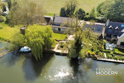 4 bedroom detached house for sale, Old Great North Road, Peterborough, PE8