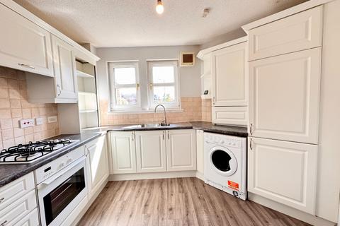 2 bedroom flat to rent, Millbrae Court, South Ayrshire KA7