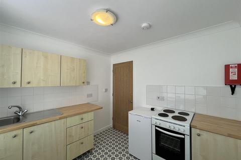 1 bedroom apartment to rent, Bay View Terrace, Newquay TR7