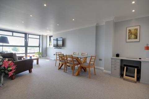 2 bedroom apartment to rent, Kennet Street, Berkshire RG1