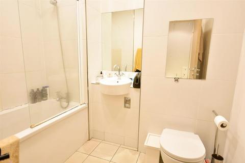 1 bedroom apartment to rent, Popeshead Court, York