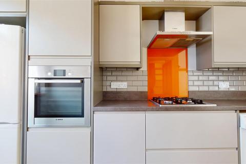 2 bedroom terraced house for sale, St. Lukes Crescent, Totterdown, Bristol
