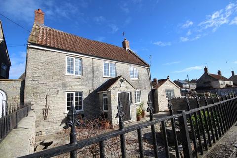 3 bedroom detached house to rent, Langport Road, Somerton TA11