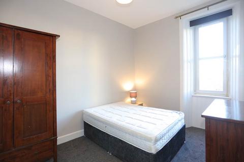 1 bedroom flat to rent, Hawthornvale, Edinburgh,