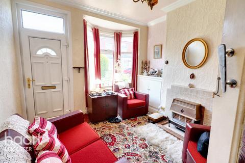 2 bedroom end of terrace house for sale, Bridge Road, Leicester