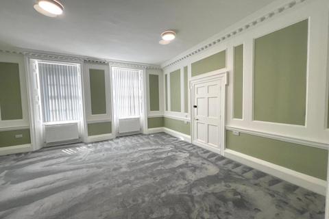 2 bedroom flat to rent, London Street, Reading RG1