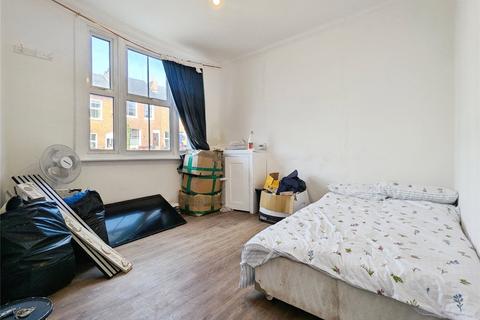 4 bedroom end of terrace house for sale, Watlington Street, Reading, Berkshire