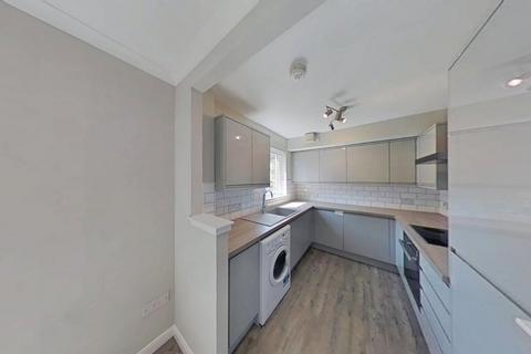 2 bedroom flat to rent, Gladstone Street, Glasgow, G4