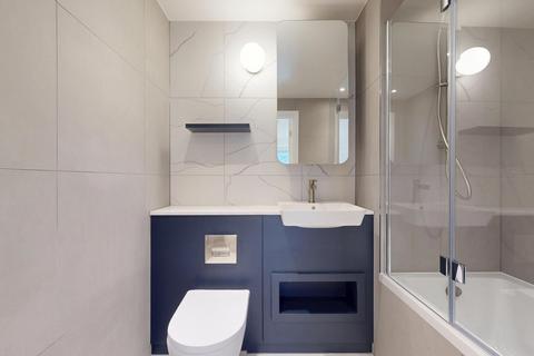 2 bedroom flat to rent, Eden Place