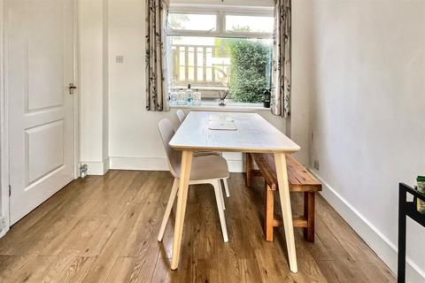 3 bedroom terraced house for sale, Bassett Green
