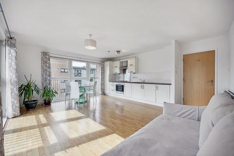 2 bedroom flat to rent, Barrland Street, Flat 5/1, Pollokshields, Glasgow, G41 1RA