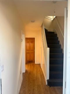 3 bedroom semi-detached house to rent, Newbridge Road, Birmingham B9