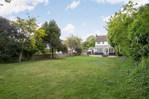 3 bedroom detached house for sale, Burcott Road, Purley CR8
