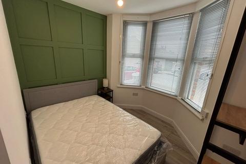 1 bedroom in a house share to rent, Studio 1, 1 St Davids Road, Ramsgate, Kent, CT11
