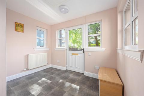 3 bedroom ground floor flat for sale, Tinian Coach House, Main Street, Newmills, KY12 8SU