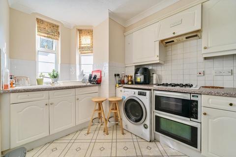 2 bedroom flat for sale, Early,  Reading,  Berkshire,  RG6