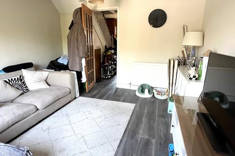 2 bedroom terraced house to rent, Jenson Gardens, Andover, SP10