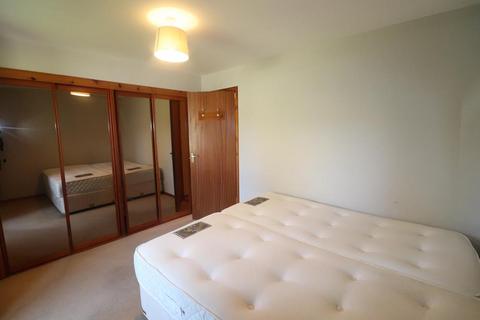 3 bedroom semi-detached house to rent, Kennerty Park, Aberdeen, AB14